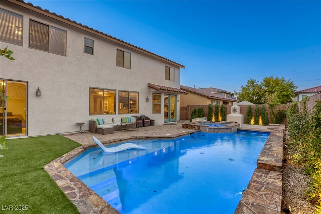 9950 Waxberry, Las Vegas, NV 89178