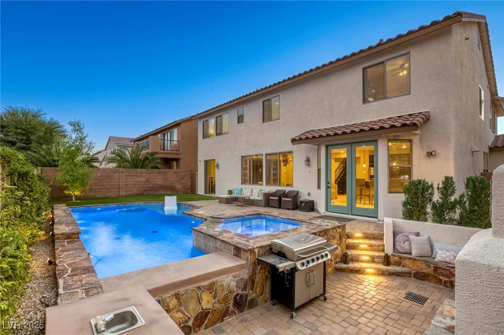 9950 Waxberry, Las Vegas, NV 89178