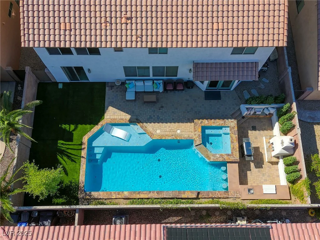 9950 Waxberry, Las Vegas, NV 89178