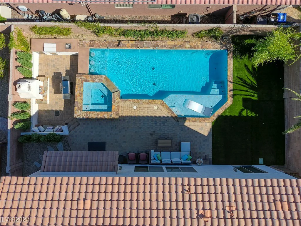 9950 Waxberry, Las Vegas, NV 89178