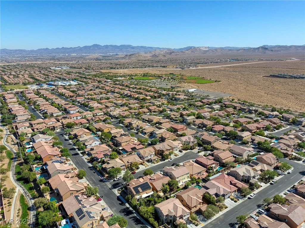 9950 Waxberry, Las Vegas, NV 89178