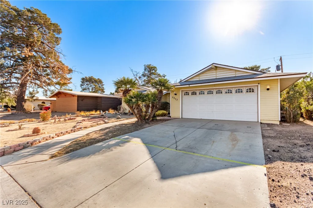 5277 Masters, Las Vegas, NV 89142