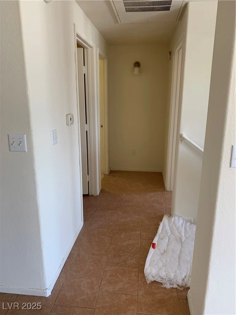 2060 Rancho Lake, Las Vegas, NV 89108
