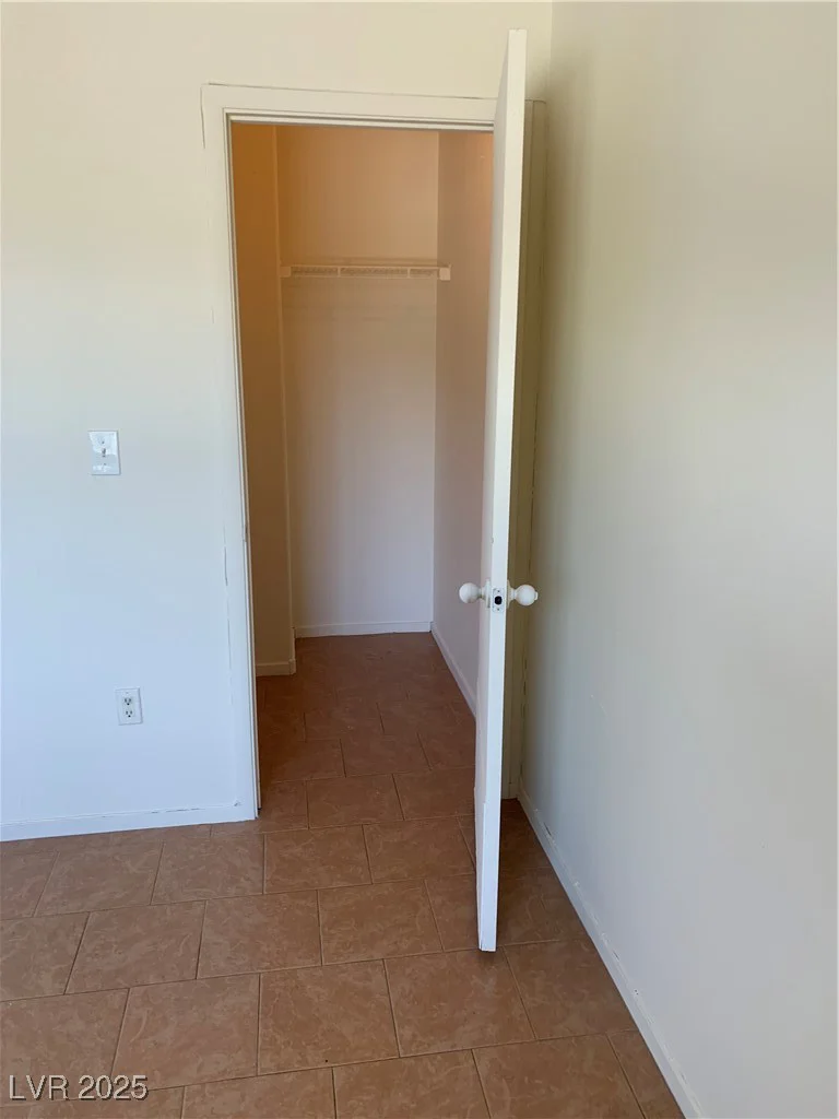 2060 Rancho Lake, Las Vegas, NV 89108