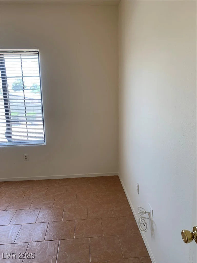 2060 Rancho Lake, Las Vegas, NV 89108