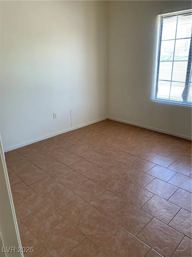 2060 Rancho Lake, Las Vegas, NV 89108