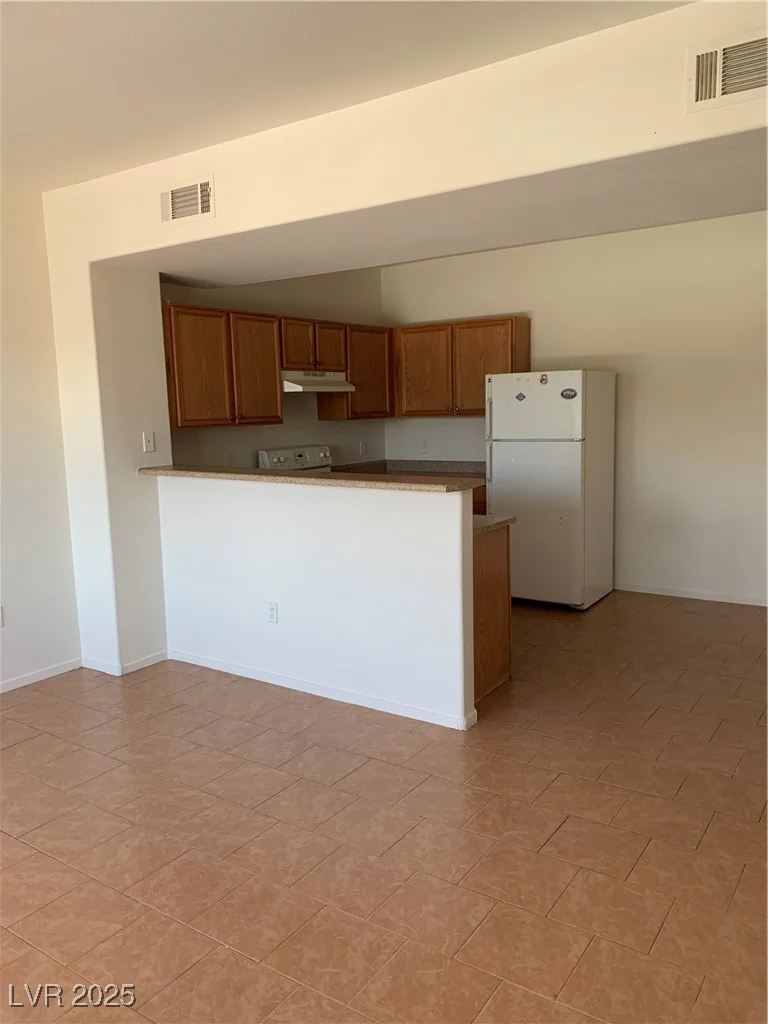 2060 Rancho Lake, Las Vegas, NV 89108