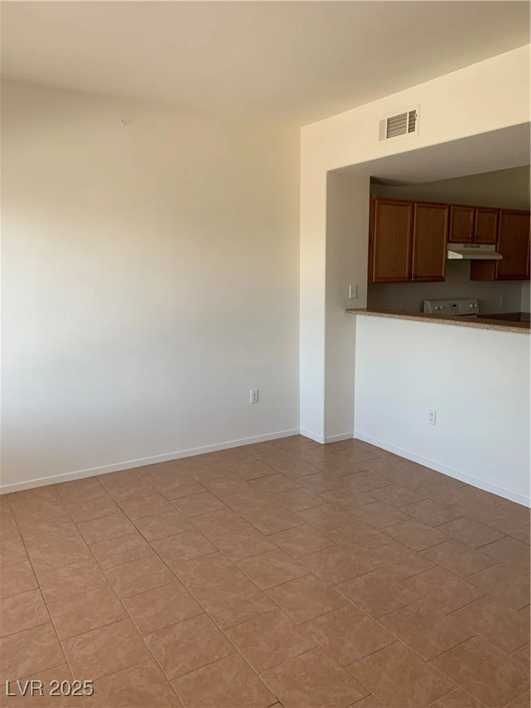 2060 Rancho Lake, Las Vegas, NV 89108