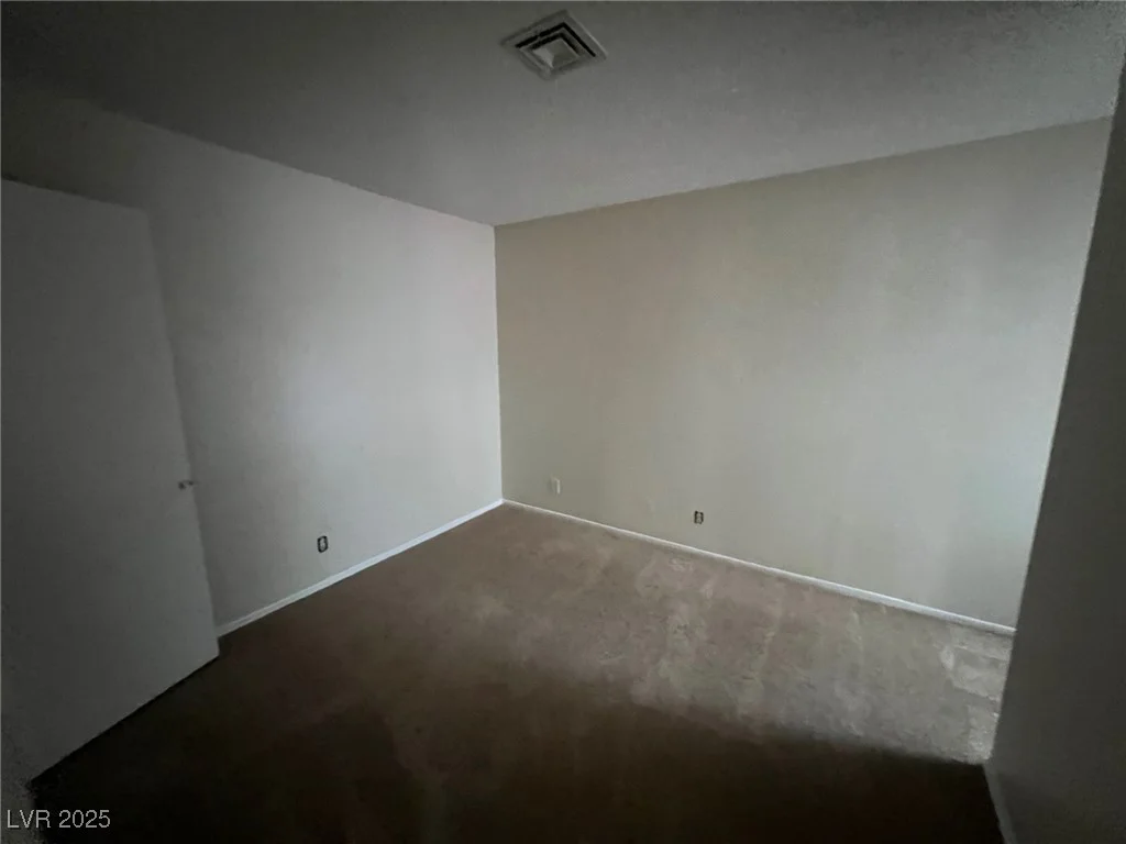 7046 Royal Meadow, Las Vegas, NV 89147
