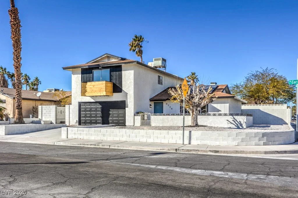 6220 Carl, Las Vegas, NV 89108