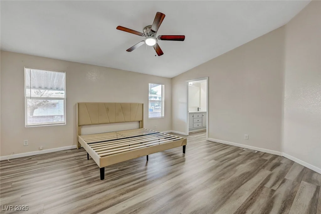 4891 Hildago, Las Vegas, NV 89121