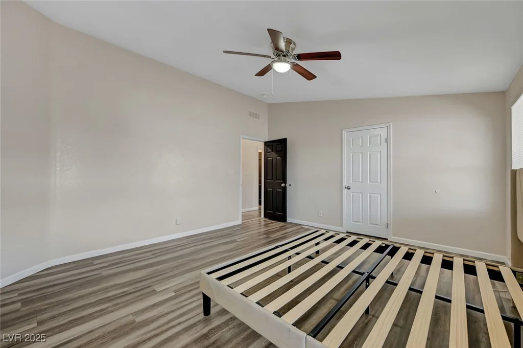 4891 Hildago, Las Vegas, NV 89121