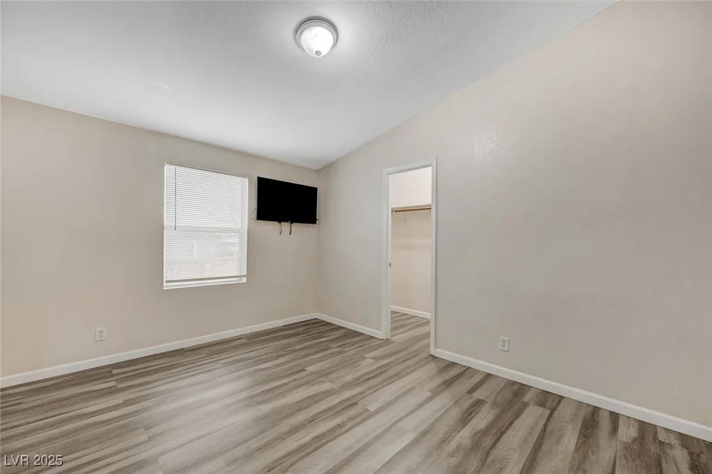 4891 Hildago, Las Vegas, NV 89121