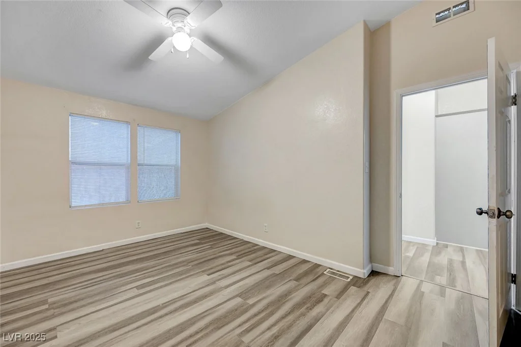 4891 Hildago, Las Vegas, NV 89121
