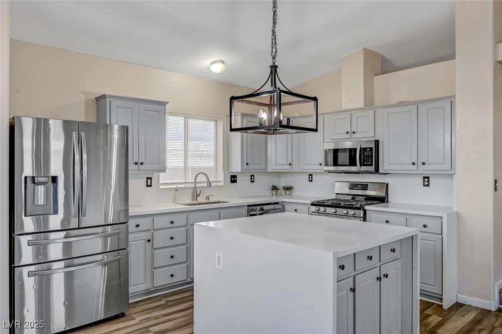 4891 Hildago, Las Vegas, NV 89121