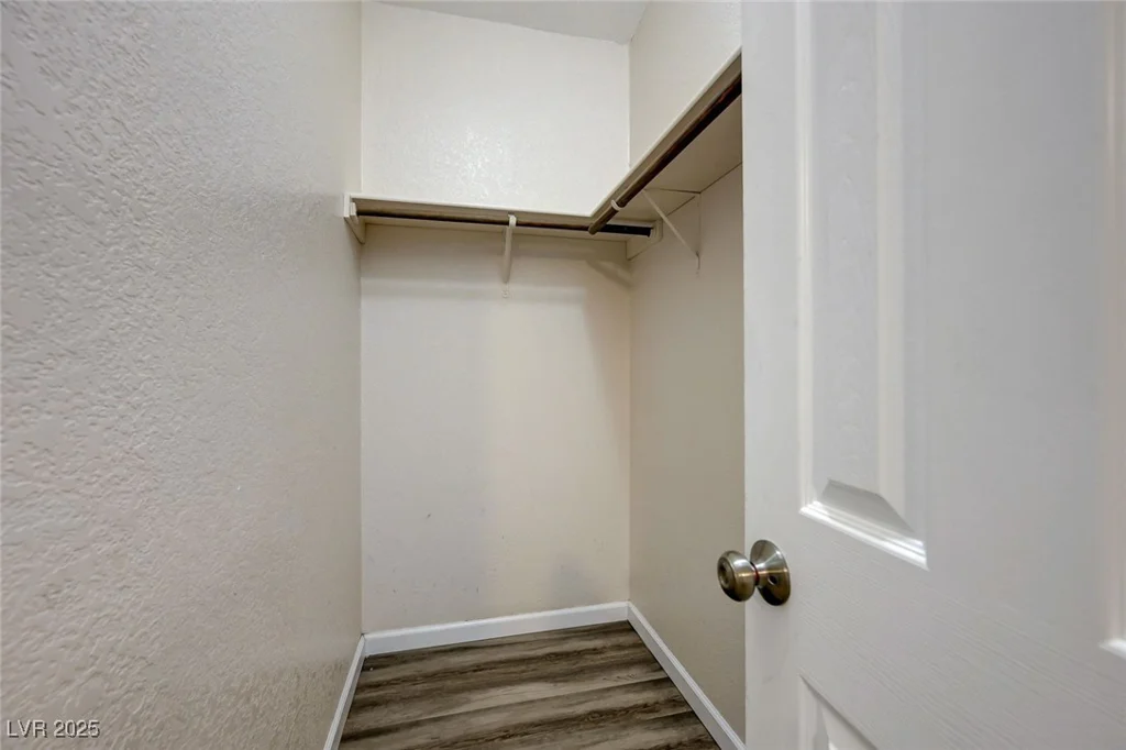 4891 Hildago, Las Vegas, NV 89121