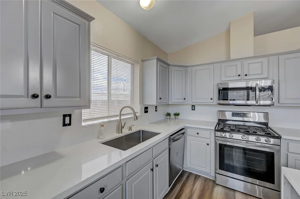 4891 Hildago, Las Vegas, NV 89121
