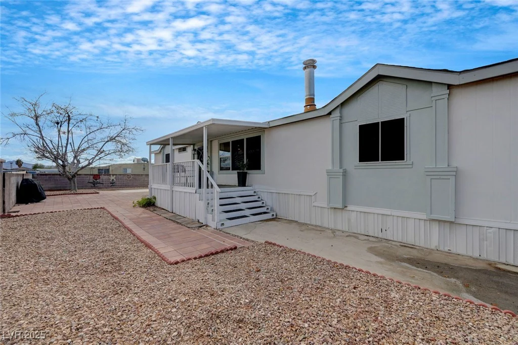 4891 Hildago, Las Vegas, NV 89121