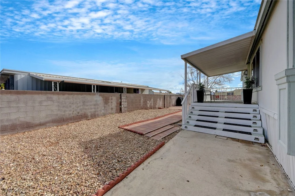 4891 Hildago, Las Vegas, NV 89121