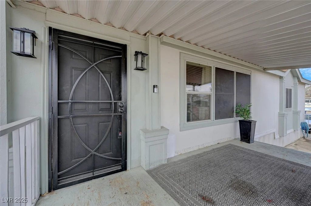 4891 Hildago, Las Vegas, NV 89121