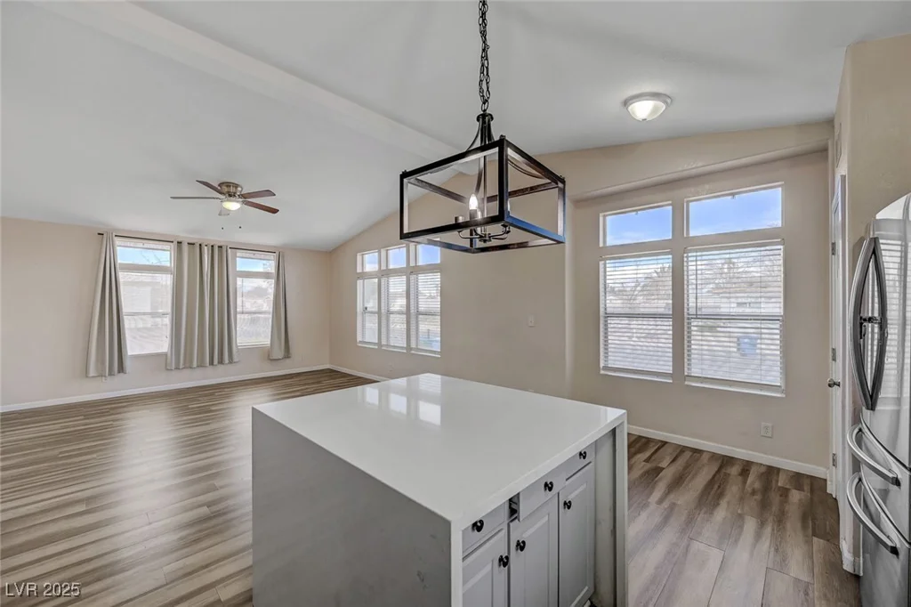 4891 Hildago, Las Vegas, NV 89121