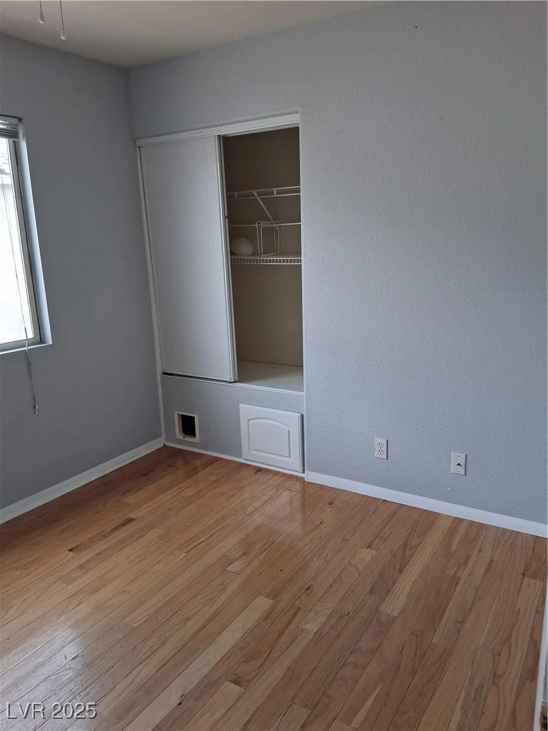5830 Springmist, North Las Vegas, NV 89031