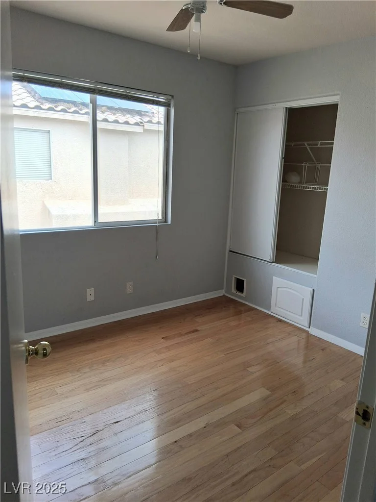 5830 Springmist, North Las Vegas, NV 89031