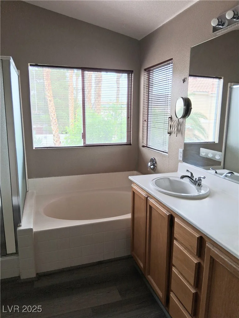 5830 Springmist, North Las Vegas, NV 89031