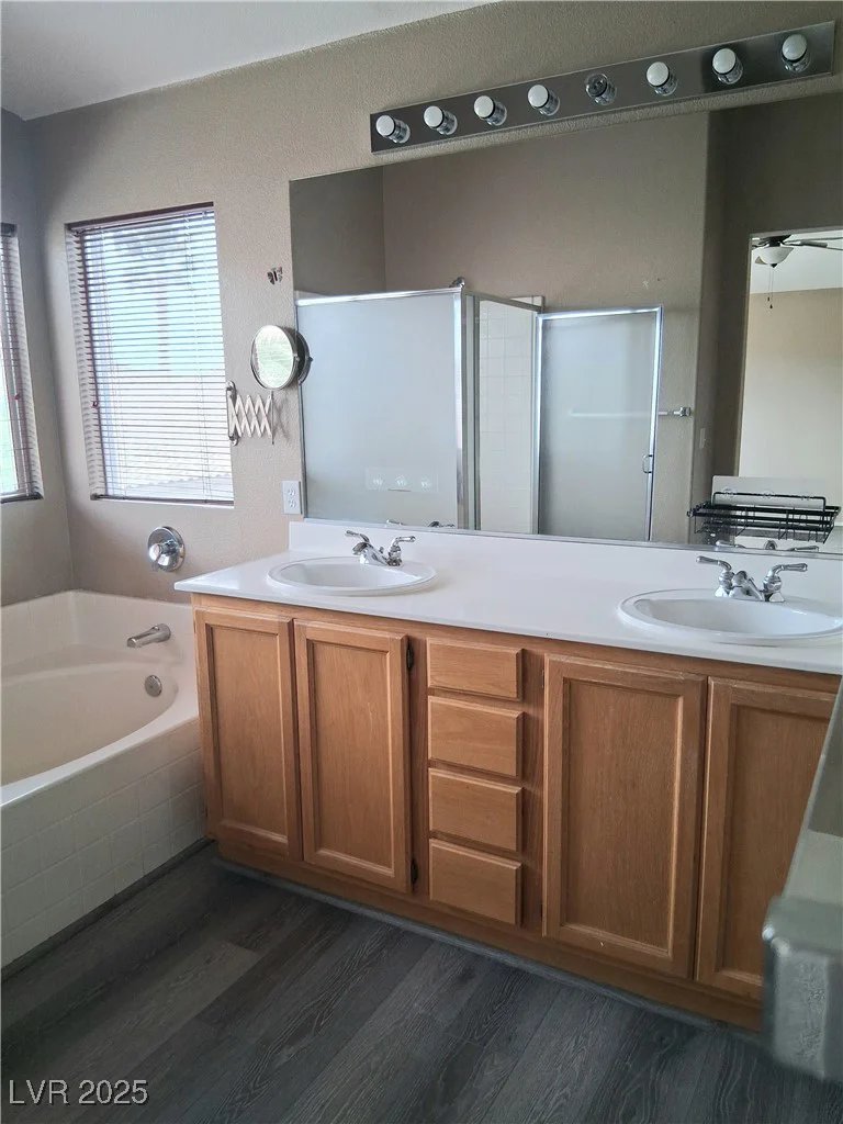 5830 Springmist, North Las Vegas, NV 89031