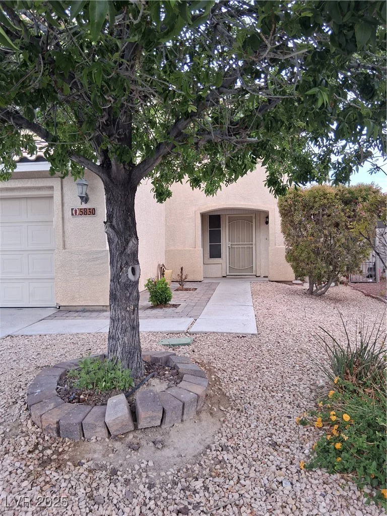 5830 Springmist, North Las Vegas, NV 89031