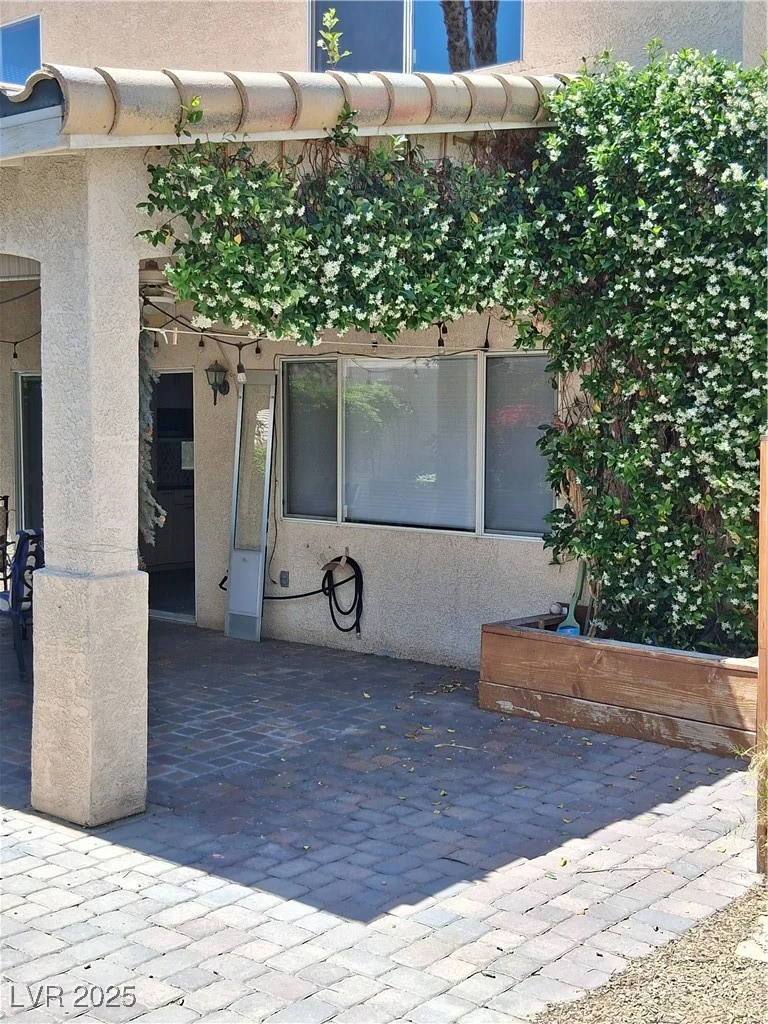 5830 Springmist, North Las Vegas, NV 89031