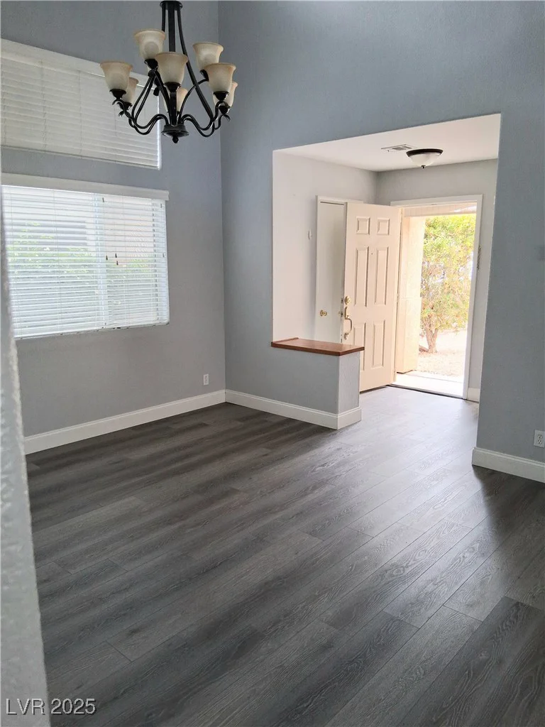 5830 Springmist, North Las Vegas, NV 89031