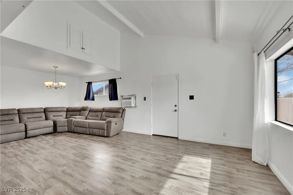 5729 Heron, Las Vegas, NV 89107