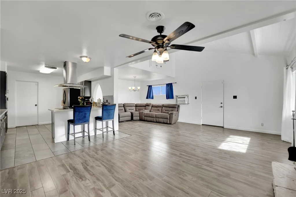 5729 Heron, Las Vegas, NV 89107