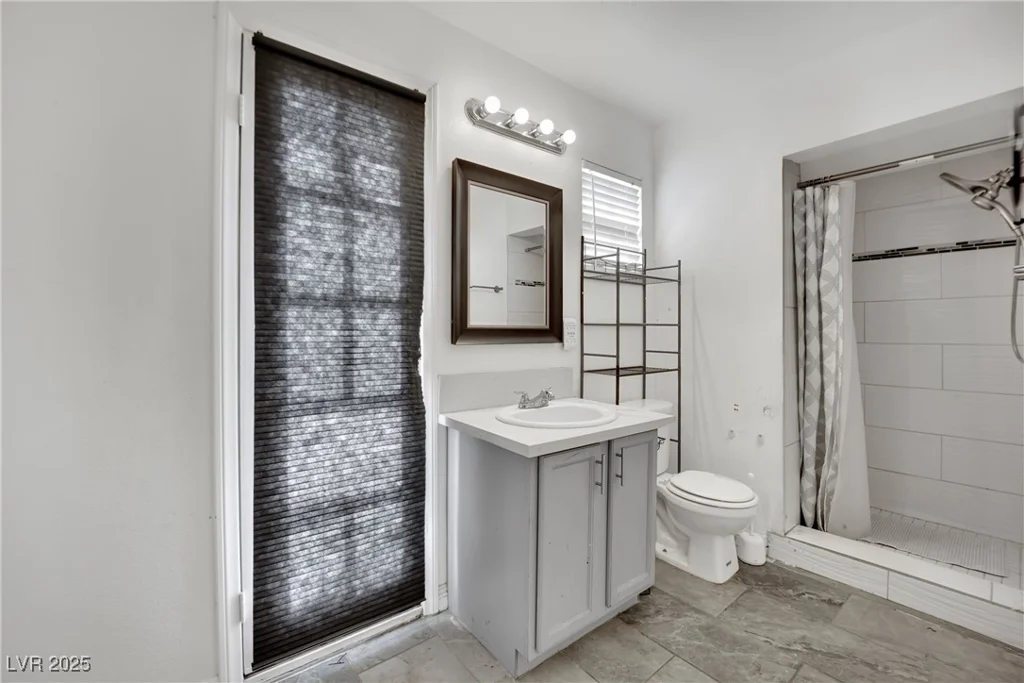 5729 Heron, Las Vegas, NV 89107