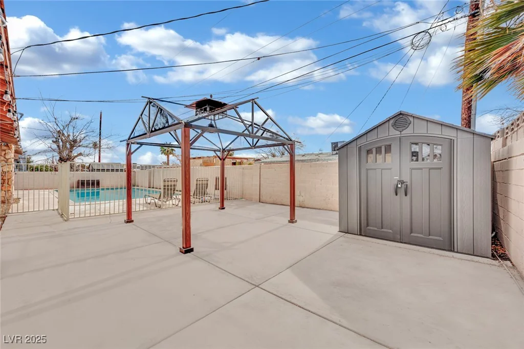 5729 Heron, Las Vegas, NV 89107