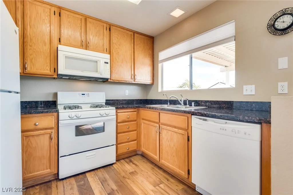 8566 Manalang, Las Vegas, NV 89123