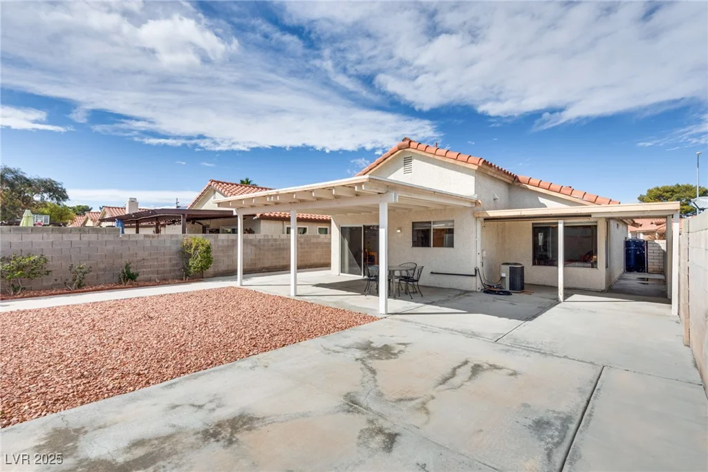 8566 Manalang, Las Vegas, NV 89123