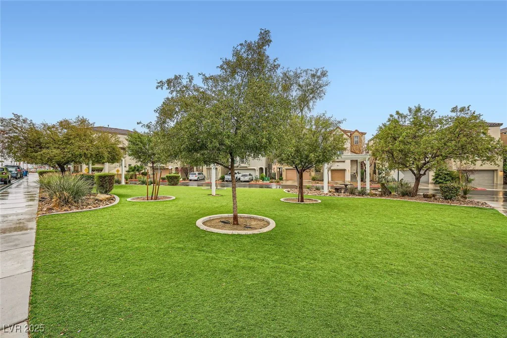 10808 Holmfield, Henderson, NV 89052