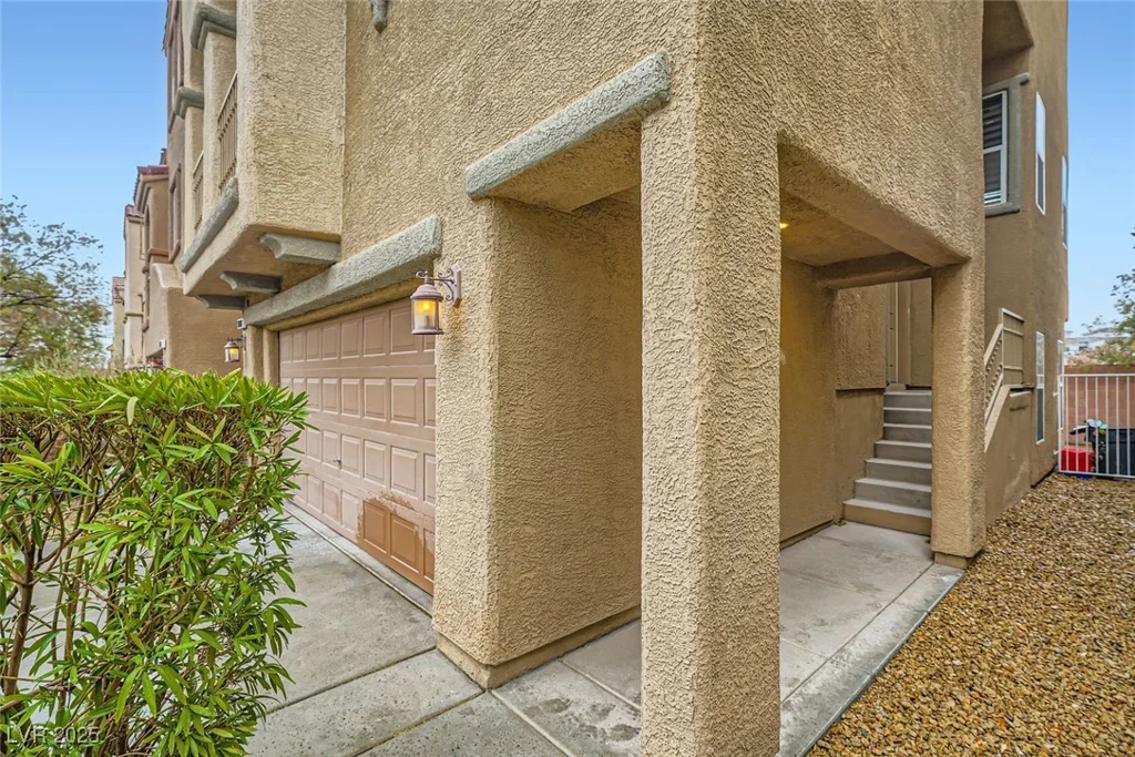 10808 Holmfield, Henderson, NV 89052