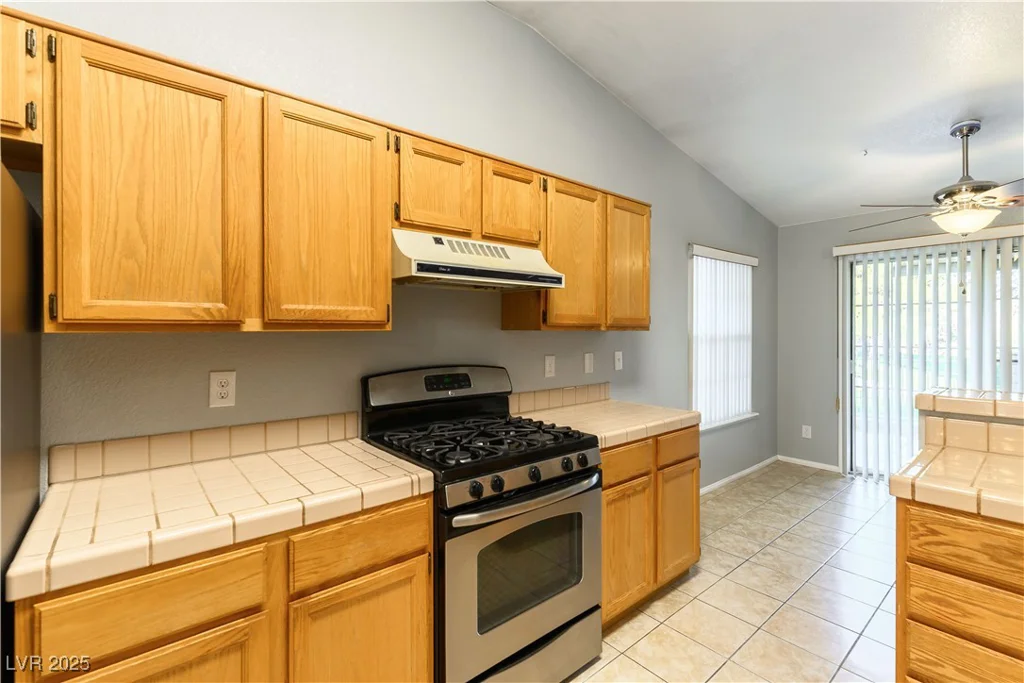 5220 Desert Star, Las Vegas, NV 89130