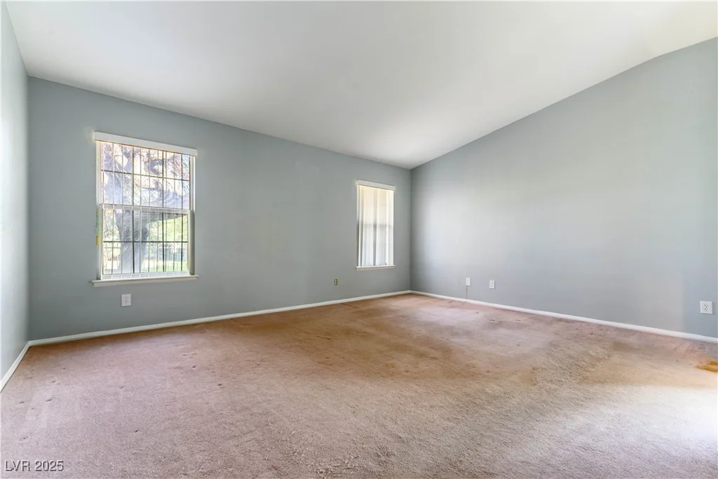 5220 Desert Star, Las Vegas, NV 89130