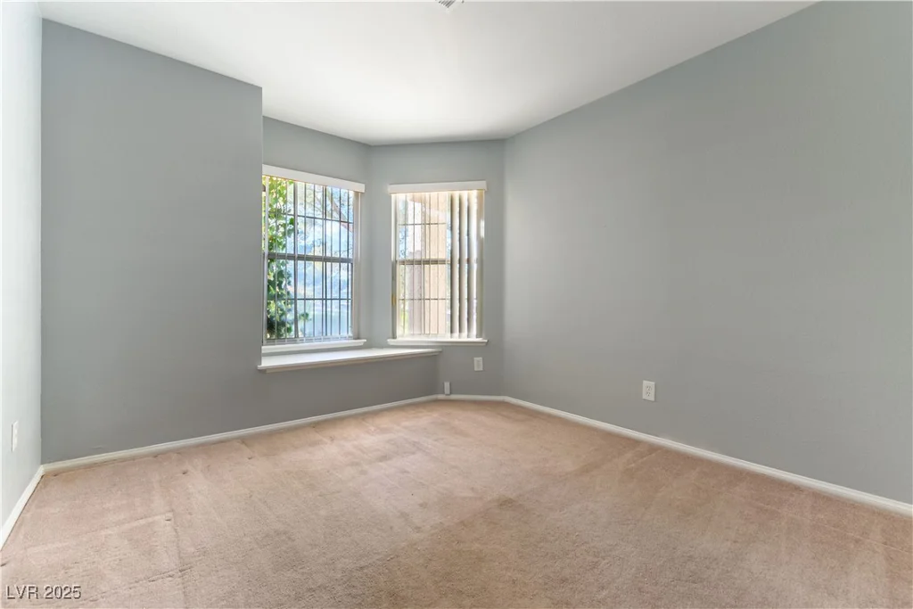 5220 Desert Star, Las Vegas, NV 89130
