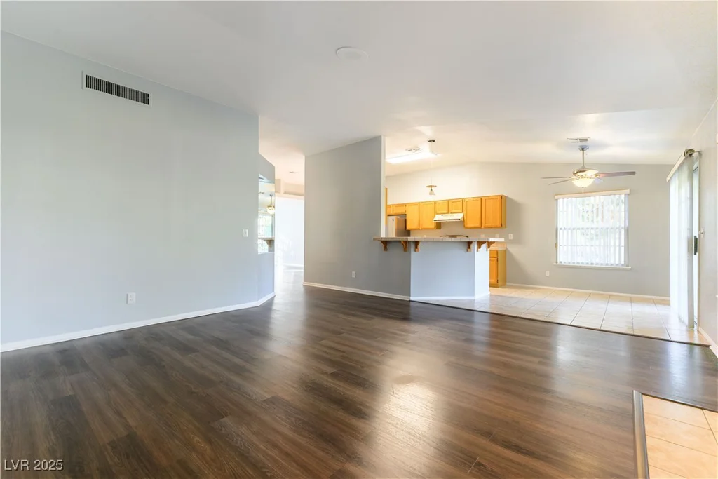 5220 Desert Star, Las Vegas, NV 89130