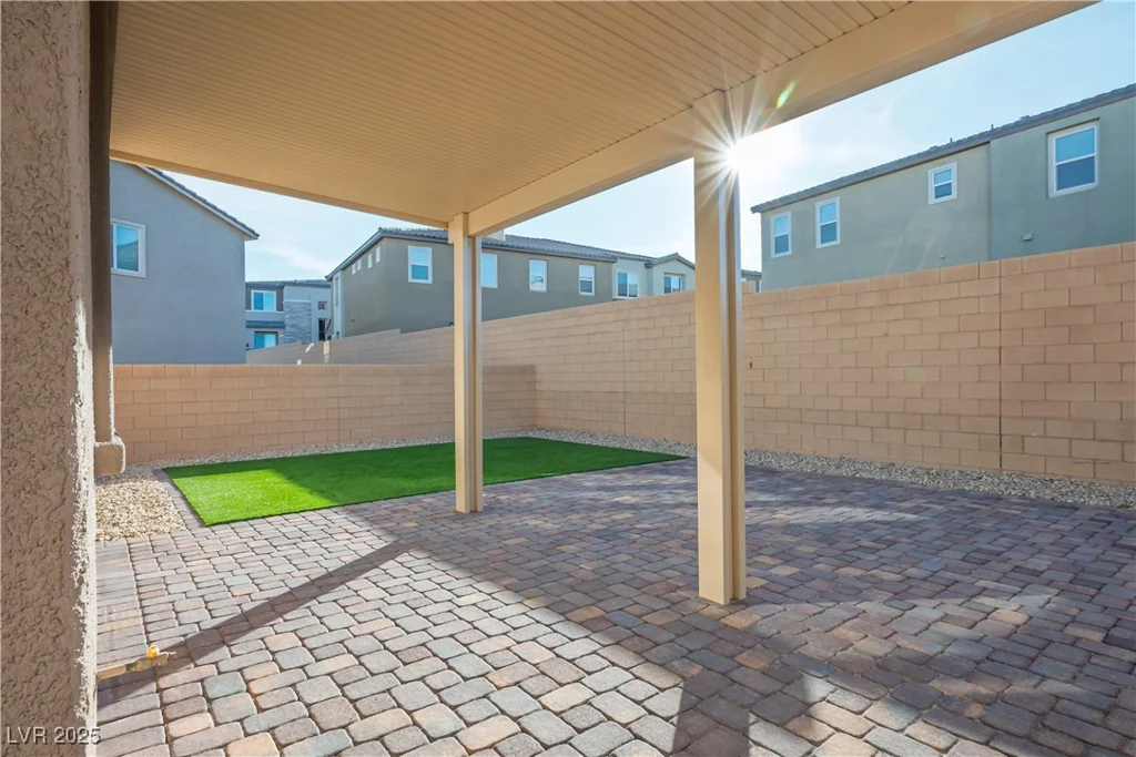 8803 Burray, Las Vegas, NV 89166
