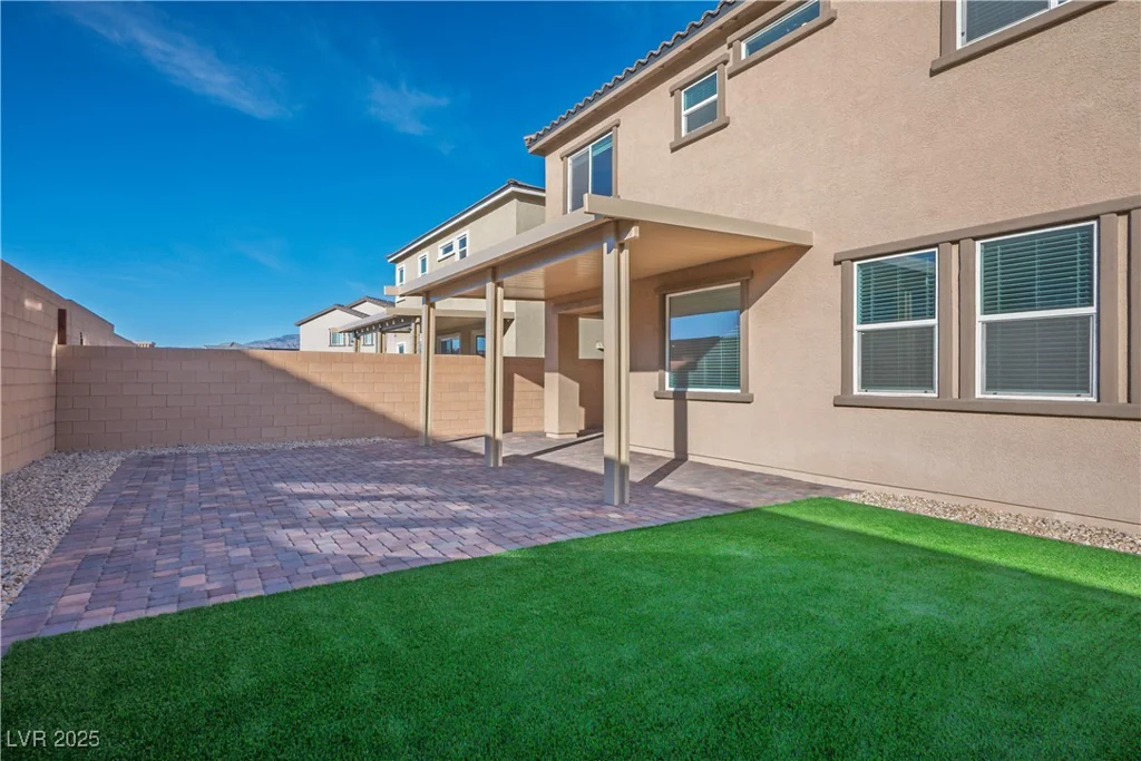8803 Burray, Las Vegas, NV 89166