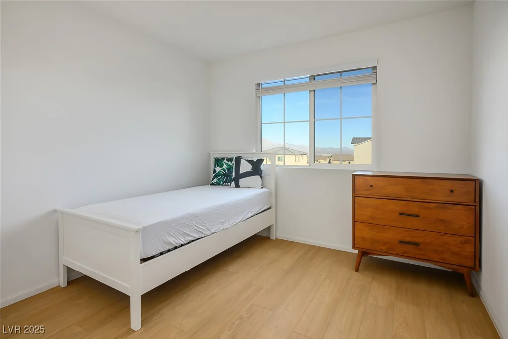 8803 Burray, Las Vegas, NV 89166