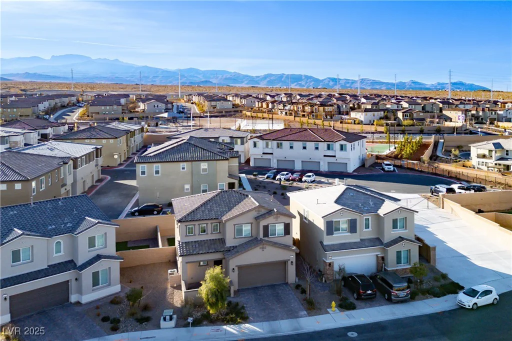 8803 Burray, Las Vegas, NV 89166