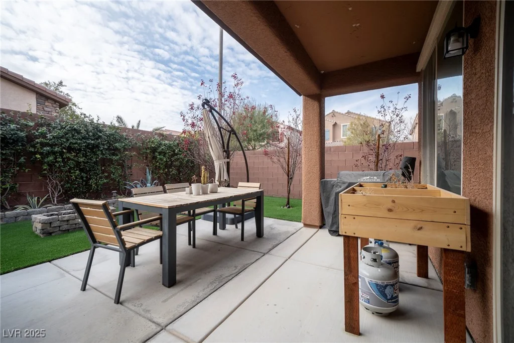 7061 Florido, Las Vegas, NV 89178
