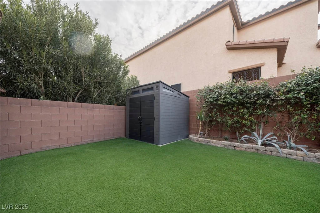 7061 Florido, Las Vegas, NV 89178